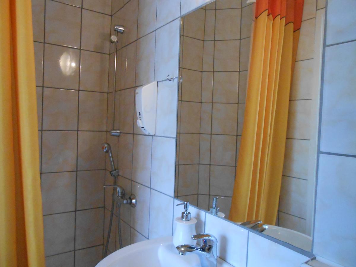 Hotel Leon Бяла Подласка Екстериор снимка