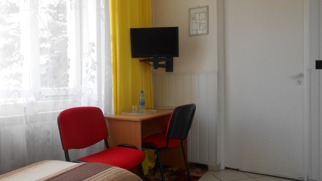 Hotel Leon Бяла Подласка Екстериор снимка
